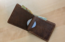 Load image into Gallery viewer, Metta Catharina Brown Horse Strip Leather Bifold Wallet #102
