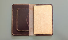 Load image into Gallery viewer, Horween Chromexcel Brown Horse Leather Field Notes Cover
