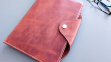 Load image into Gallery viewer, Wickett &amp; Craig Buck Brown Folio A5 Leather notebook Cover
