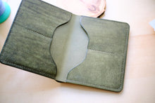 Load image into Gallery viewer, Olive Badalassi Carlo Pueblo Travel Wallet #101
