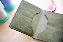 Load image into Gallery viewer, Olive Badalassi Carlo Pueblo Travel Wallet #101
