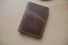 Load image into Gallery viewer, Horween Natural Chromexcel Vertical Wallet
