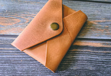 Load image into Gallery viewer, Natural Italian Leather Envelope Card Wallet
